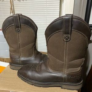 Men’s Ariat work boots